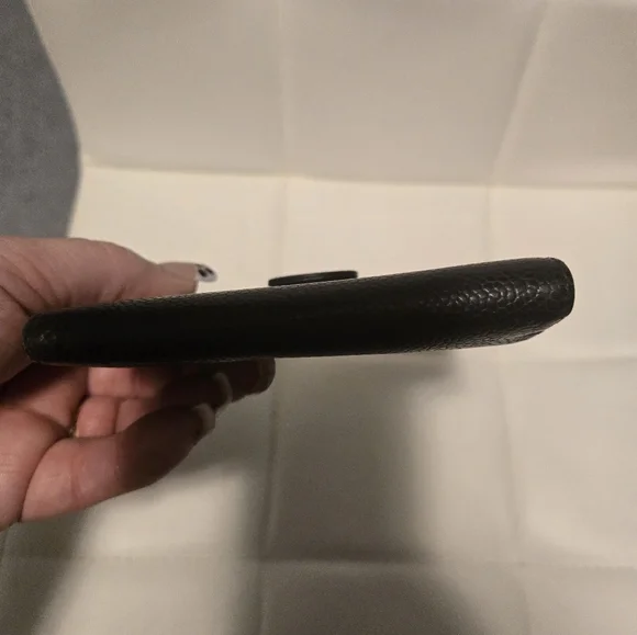 Chanel Caviar Leather Wallet - Picture 13 of 16